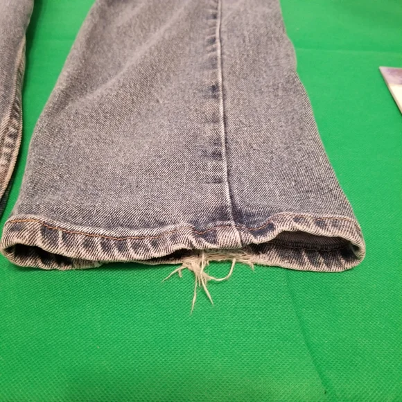 Wrangler Men's Blue Denim Jeans Size 32 X 32, Straight Leg 5 Pocket - Picture 5 of 10